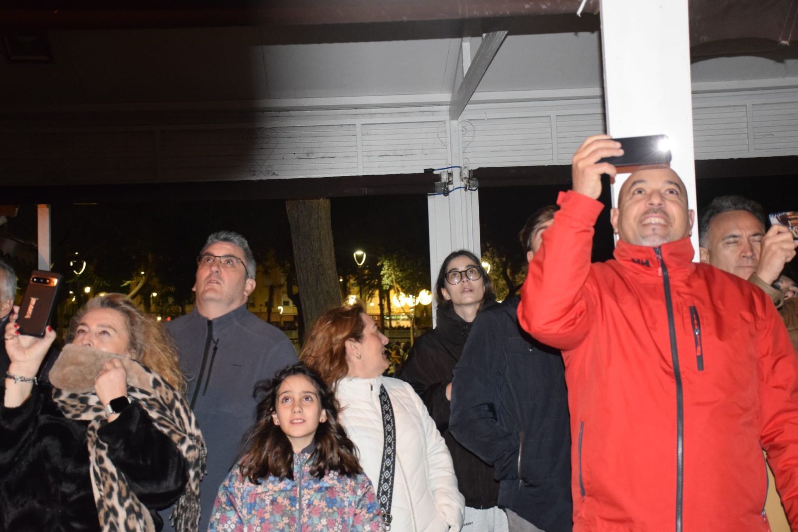 El cielo de Ceuta se ilumina con drones para dar la bienvenida a 2026 en un estreno multitudinario