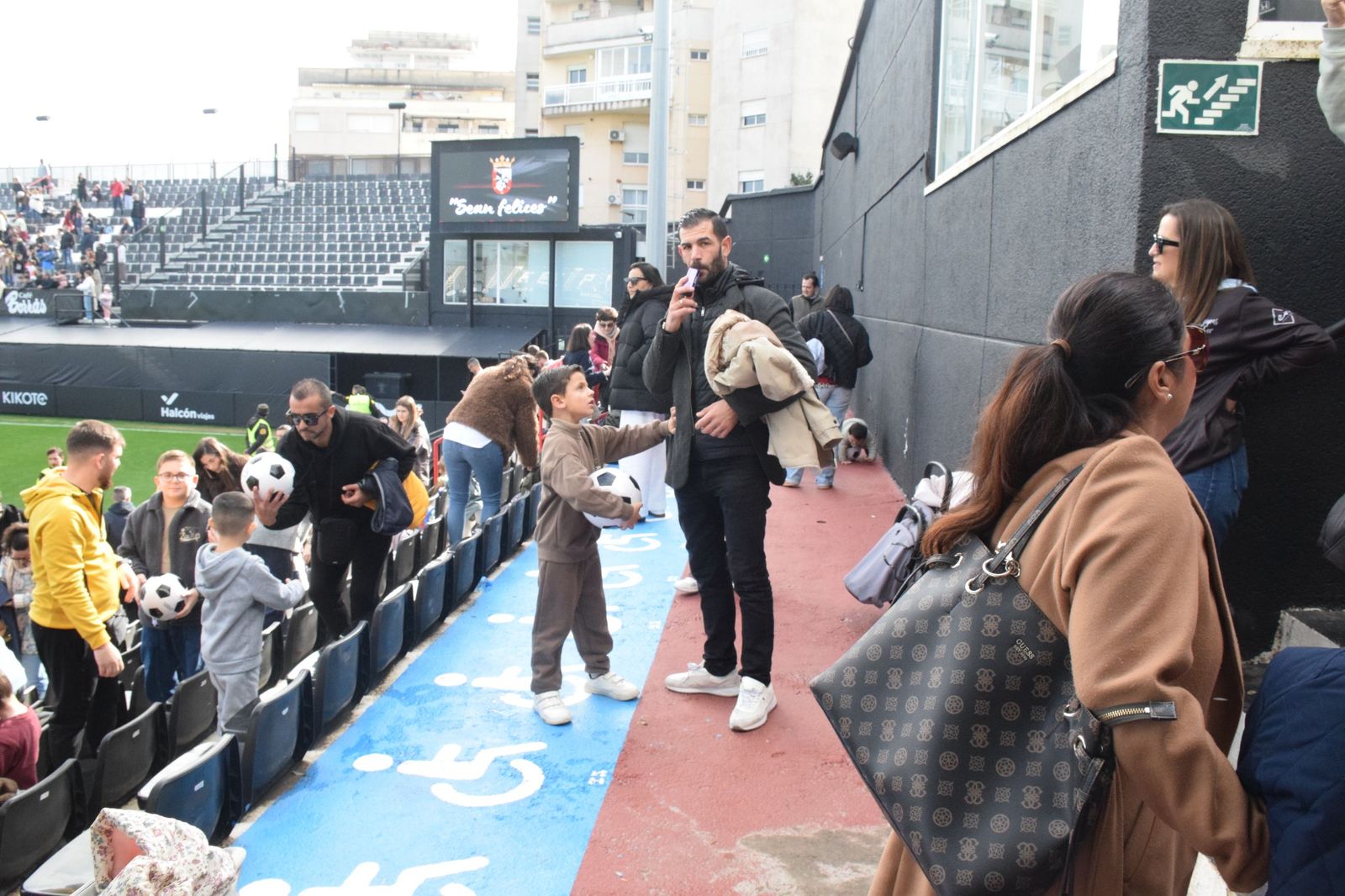 Así se vivió en el Murube la esperada llegada de los Reyes Magos