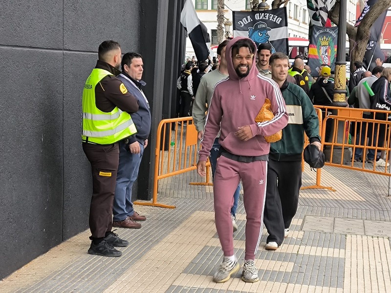 Asi vivió Nicol's la previa del partido AD Ceuta-Racing
