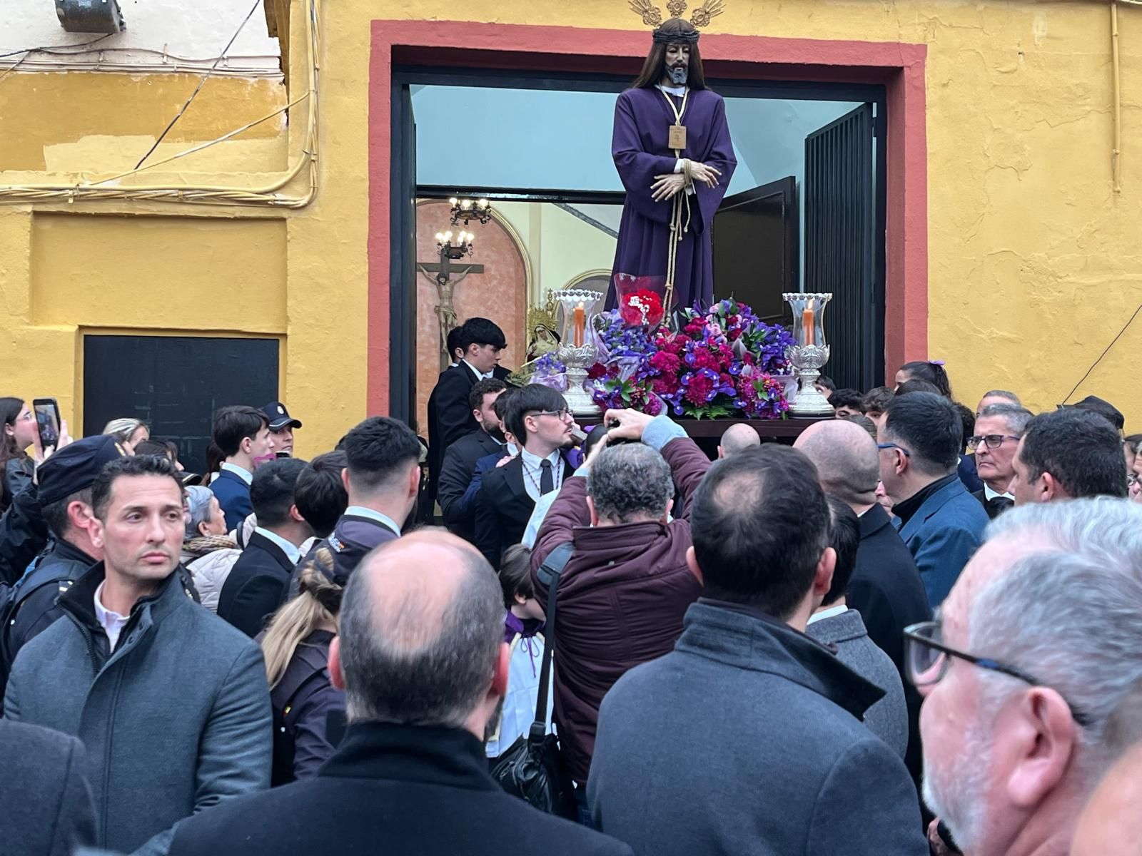 Fe, redención y  convivencia: Ceuta vuelve a mostrar sus mejores galas en el Traslado del Cautivo