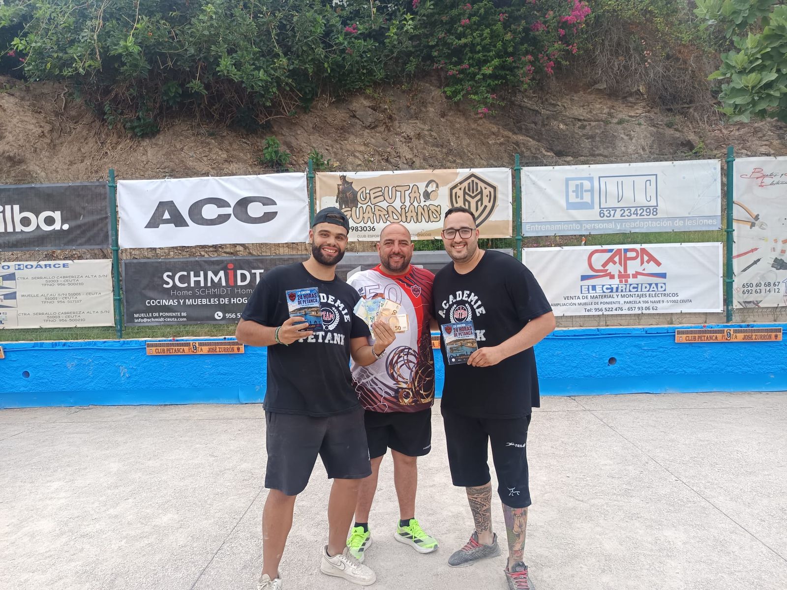 Entrega de trofeos del torneo