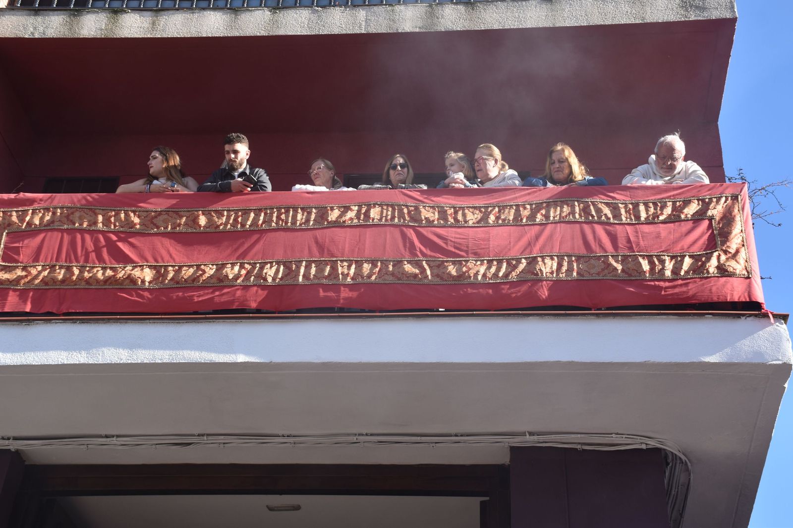 La Amargura: andares de barrio para un Miércoles Santo soleado