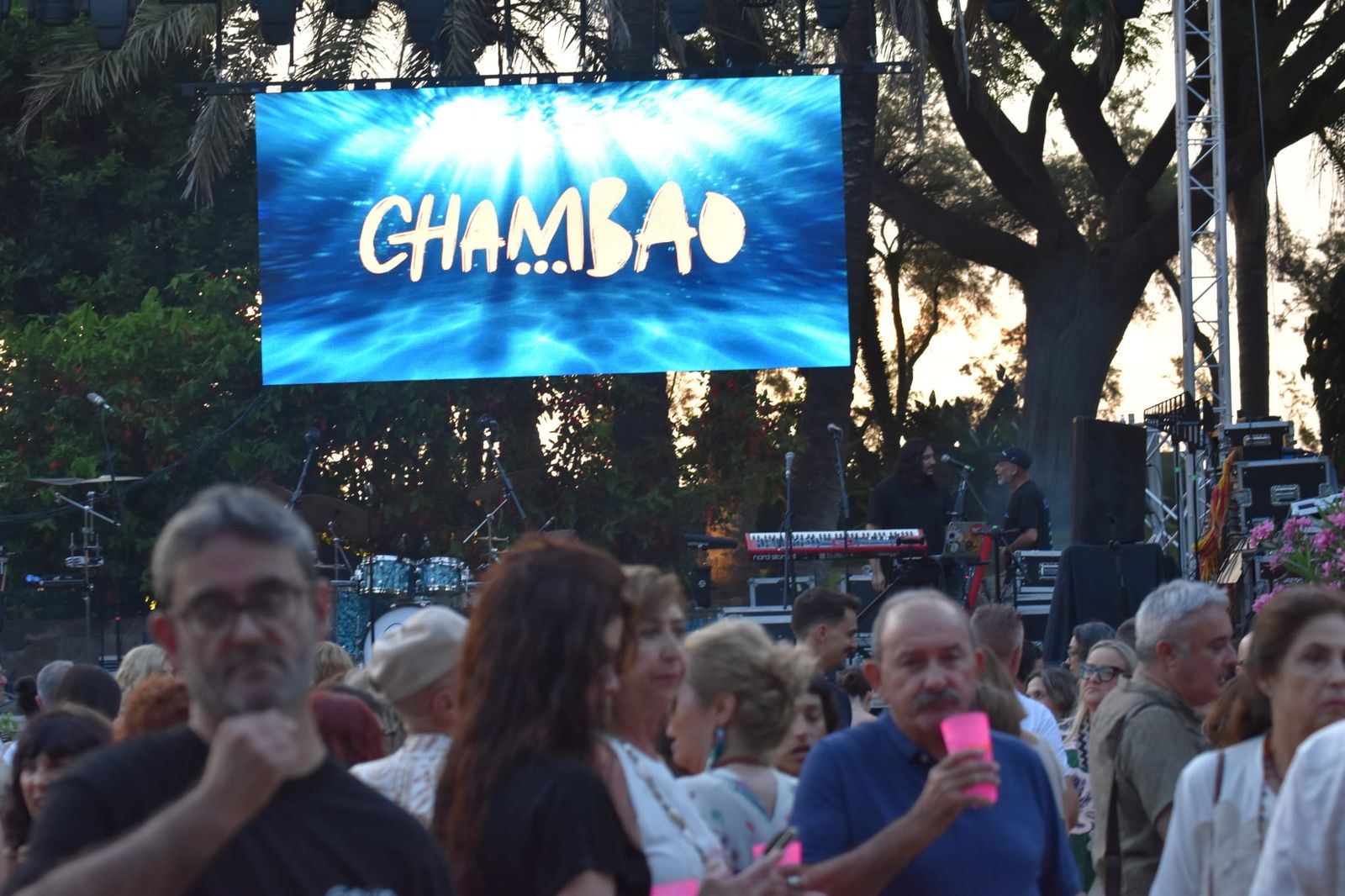Chambao llena de magia el Ceuta Music Park en su segunda noche