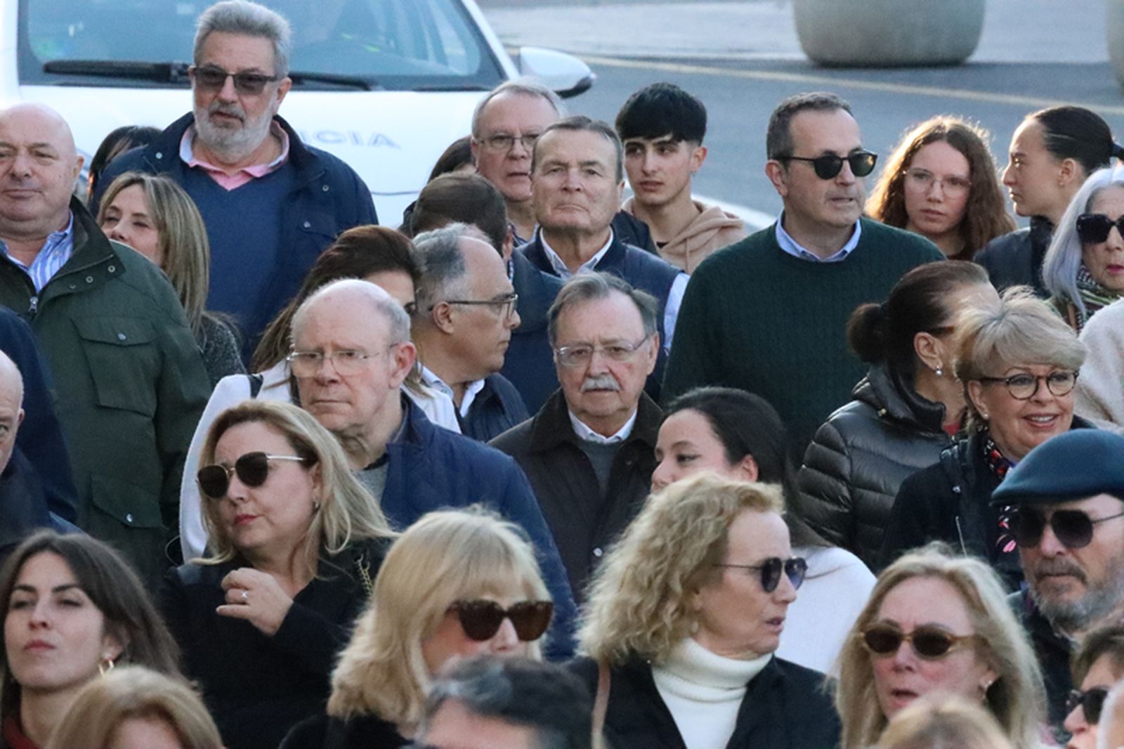 El presidente de Ceuta y sus consejeros estuvieron presentes en la manifestación. / FOTO REDUAN
