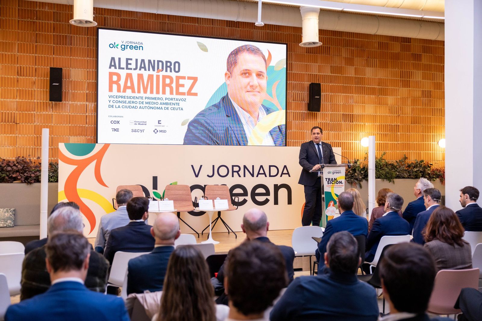 El vicepresidente, Alejandro Ramírez, advierte de que la crisis iniciada el 31 de julio sigue sin resolverse y reclama al Ejecutivo central medidas que permitan recuperar la normalidad en Ceuta