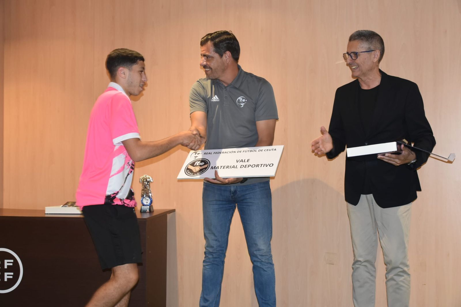La Federación pone rostro a los valores que hacen grande al fútbol ceutí