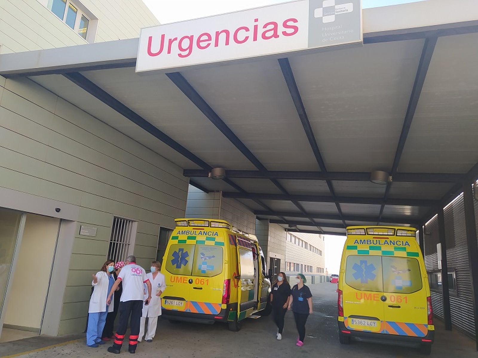 Exterior del servicio de Urgencias del hospital de Ceuta. / FOTO REDUAN