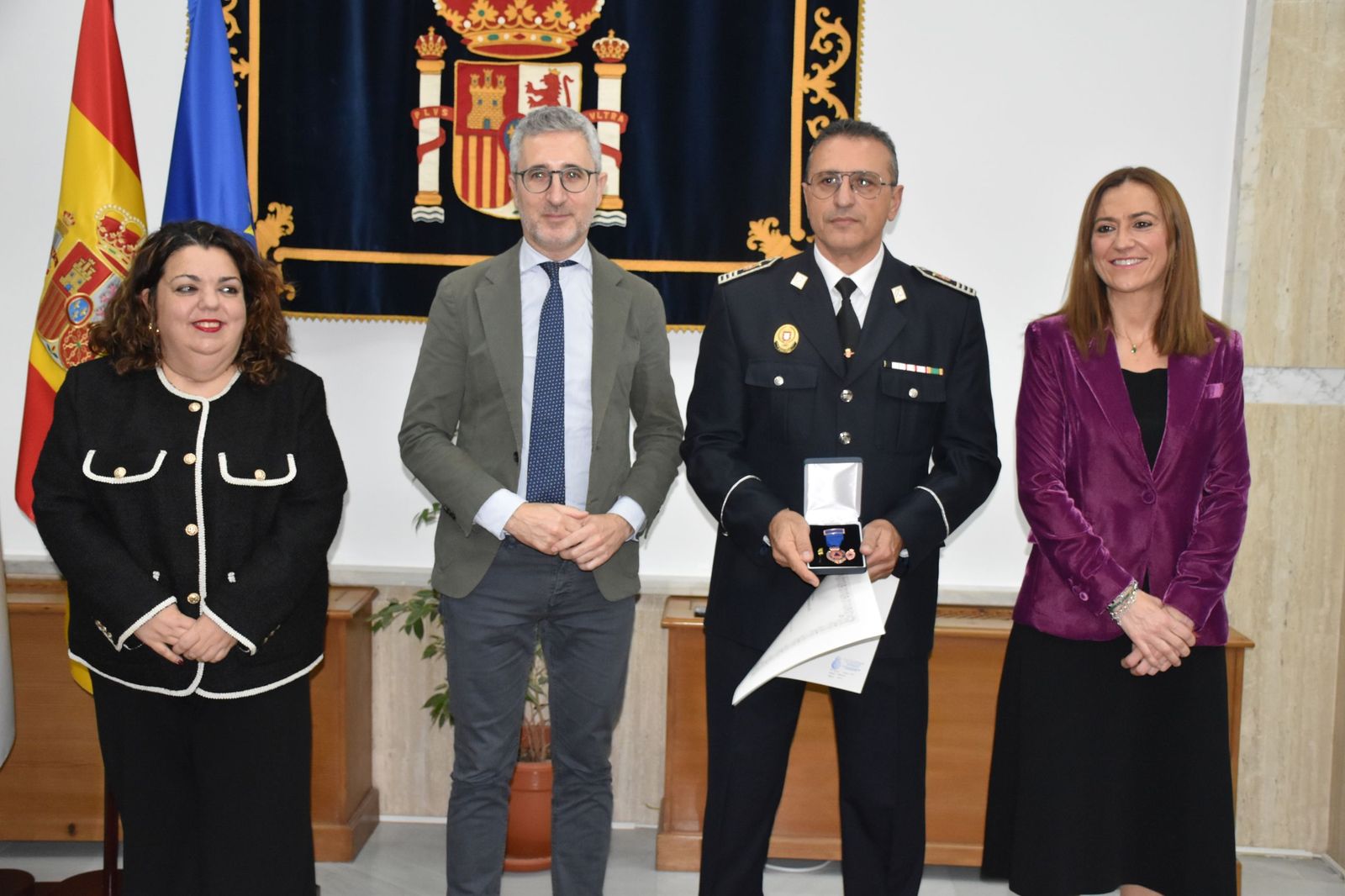 Protección Civil rreconoce el éxito de la OPE con la entrega de sus Medallas