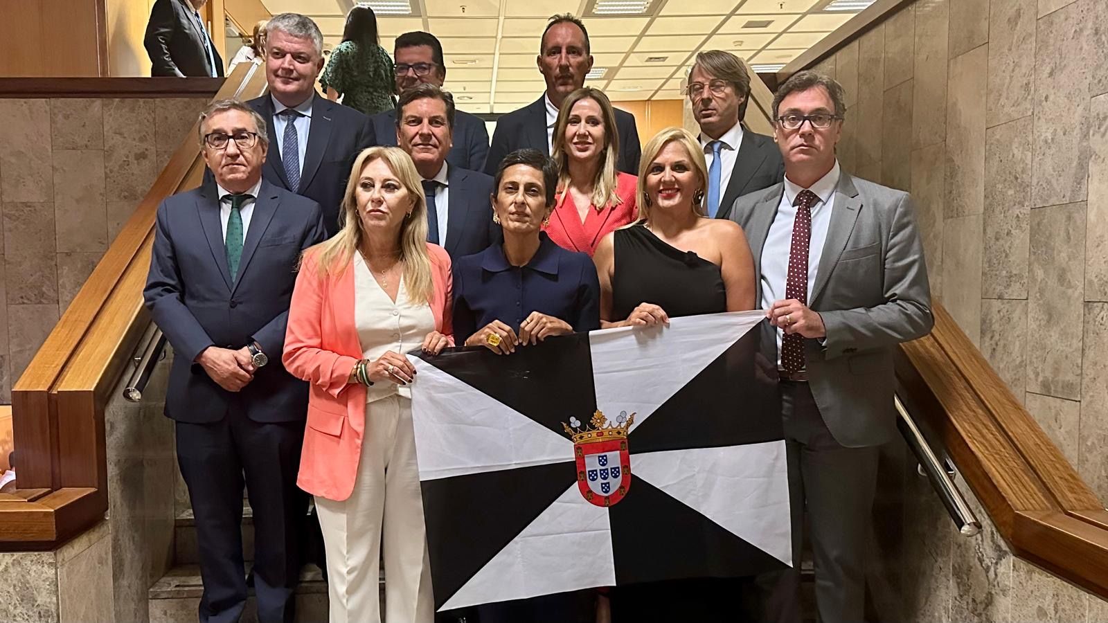 Ceuta recibe el respaldo de 13 autonomías y Melilla