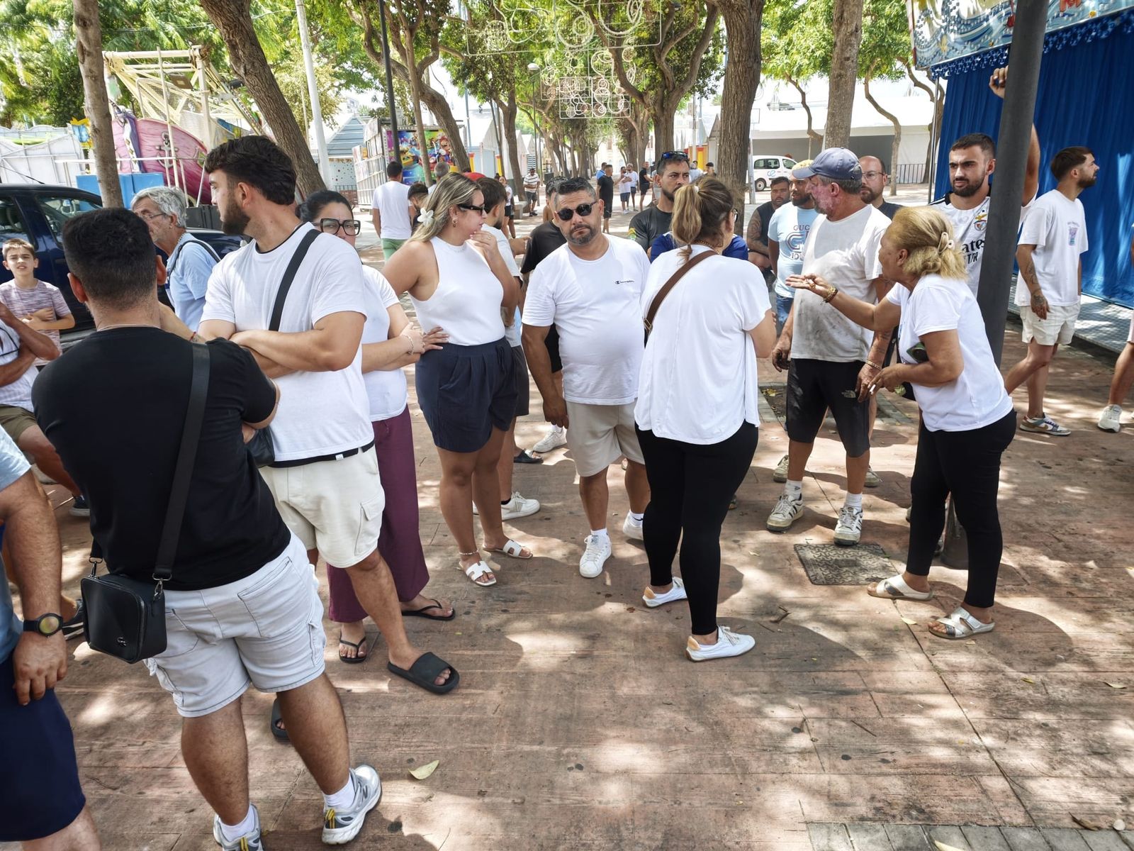 Reunión de feriantes en el paque Juan Carlos I el pasado sábado