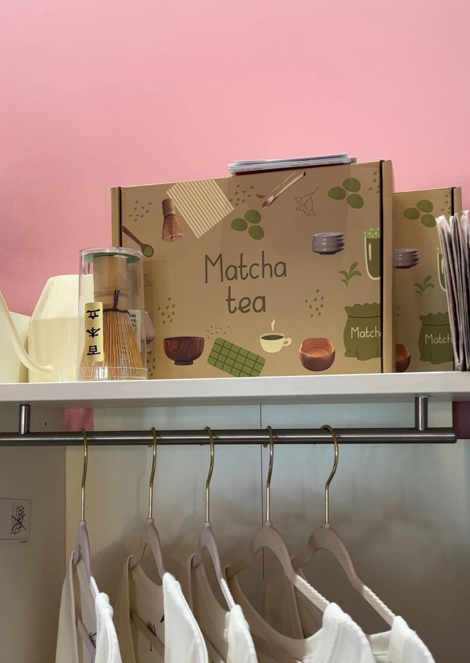 El auge del matcha conquista las cafeterías y despierta la curiosidad de los consumidores en Ceuta