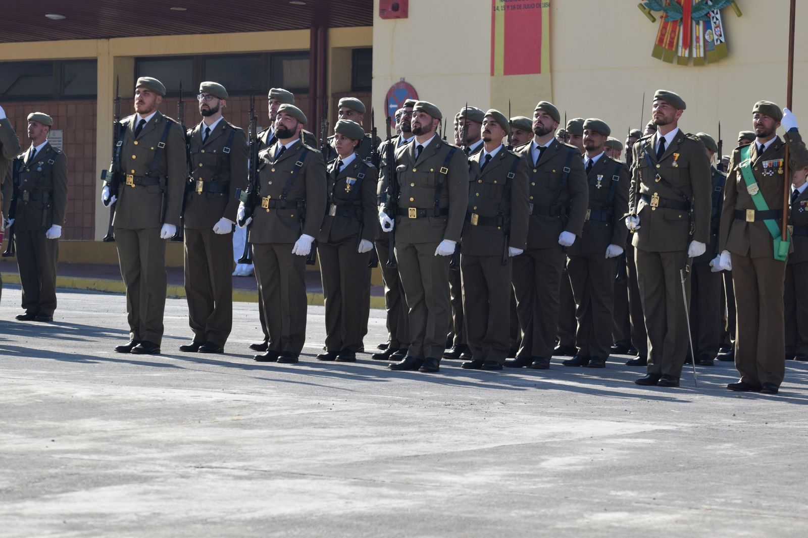 El Regimiento de Ingenieros 7 honra a San Fernando en una solemne parada militar en El Jaral