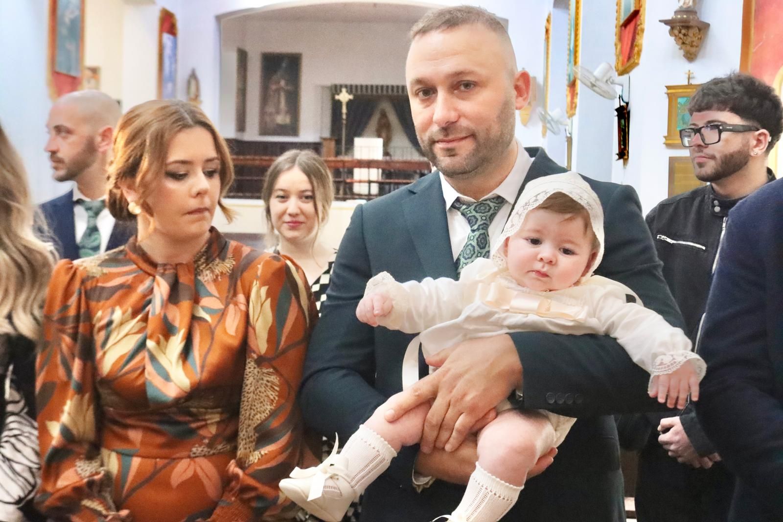 Tiago recibe el Sacramento del Bautismo en Santa Teresa