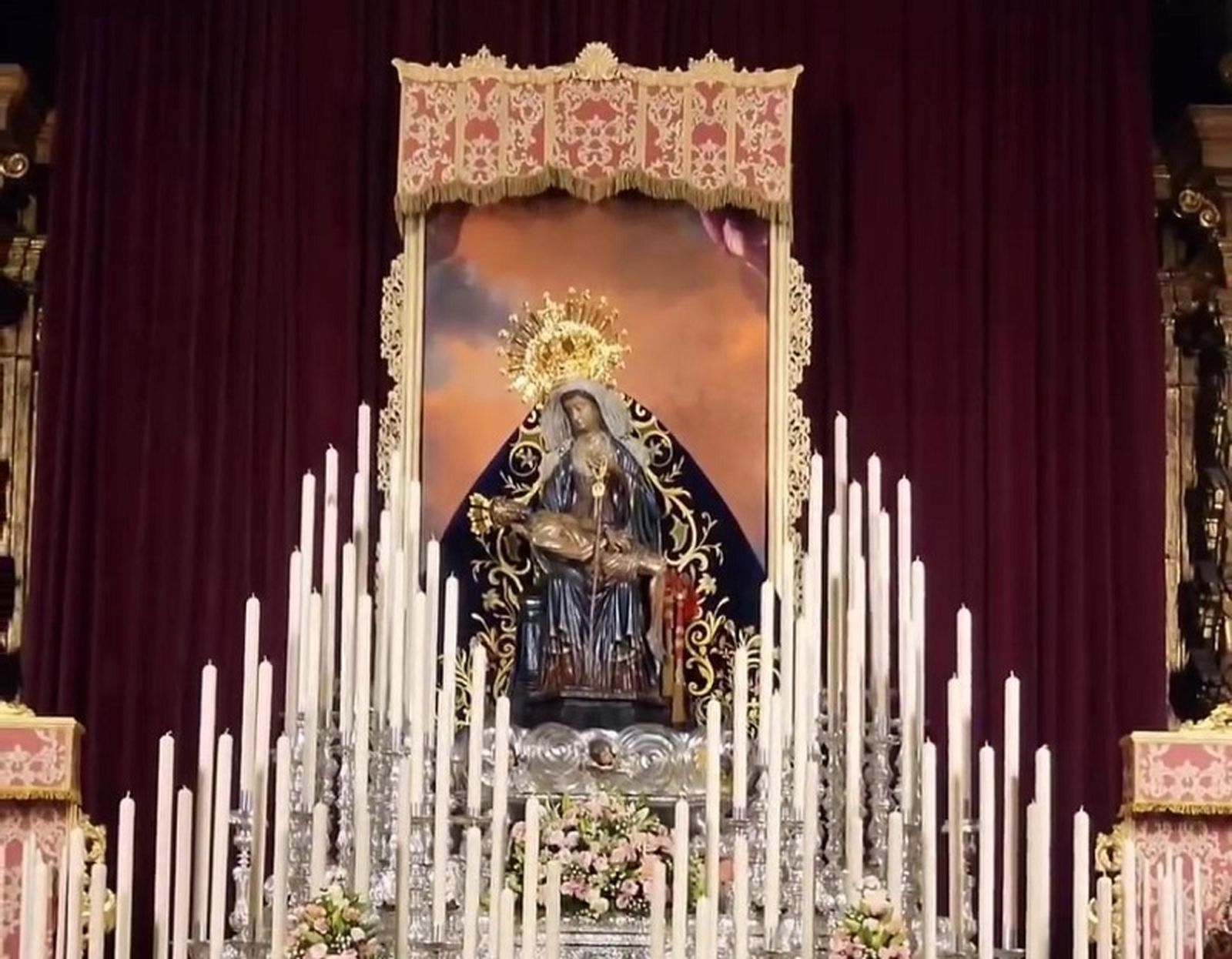 Altar de Cultos de la Novena de la Virgen de África