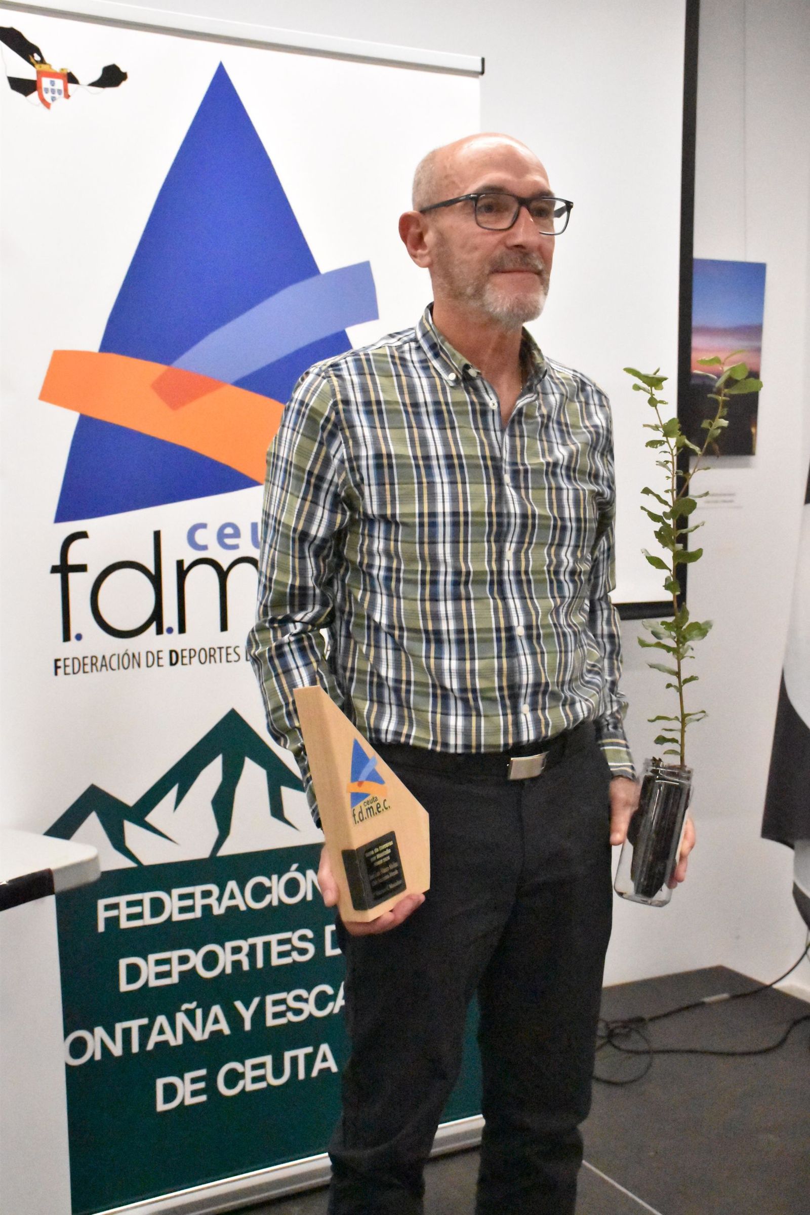 La FDMEC cierra la temporada con un homenaje y un acuerdo histórico con la Legión