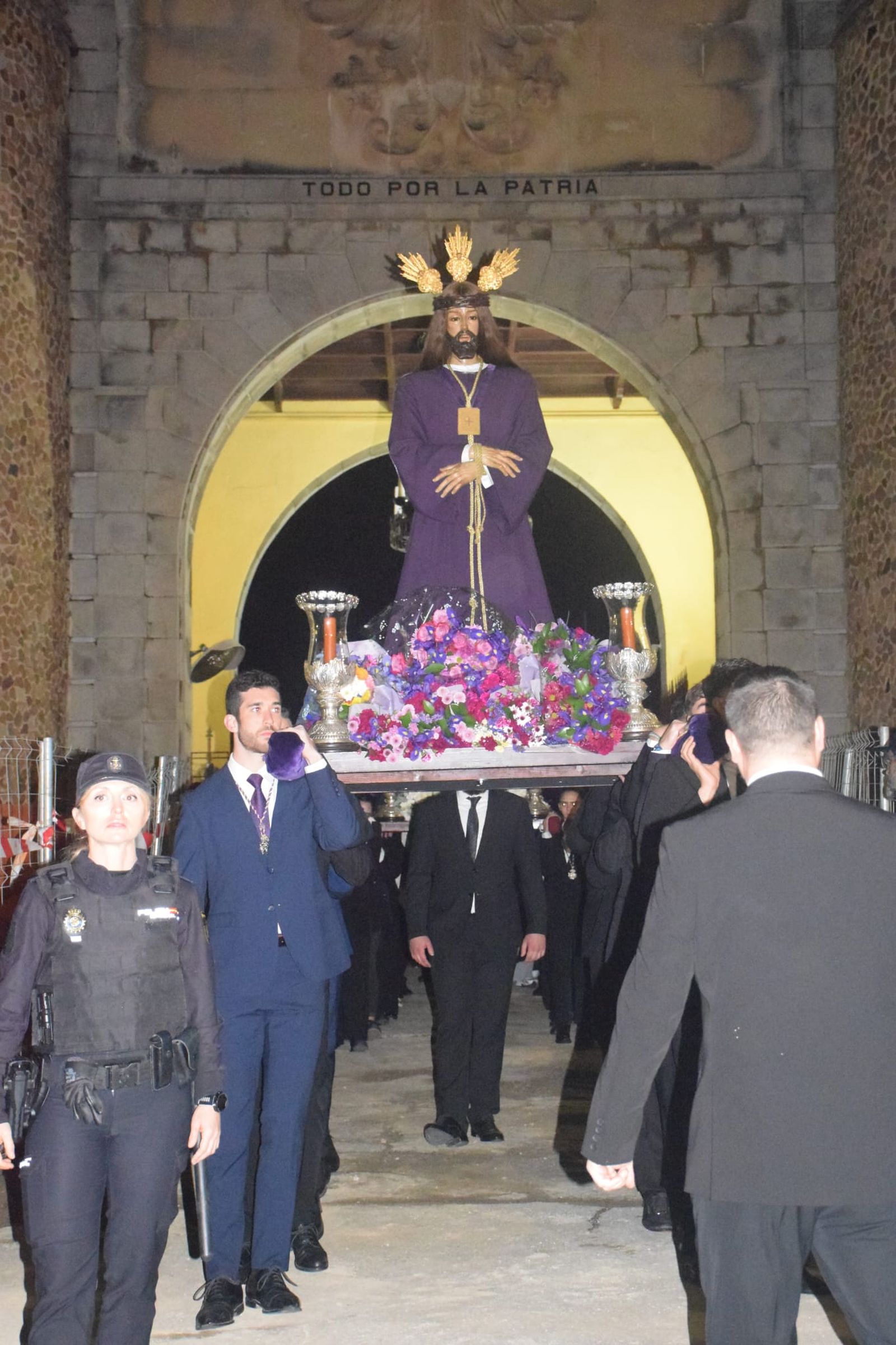 Fe, redención y  convivencia: Ceuta vuelve a mostrar sus mejores galas en el Traslado del Cautivo