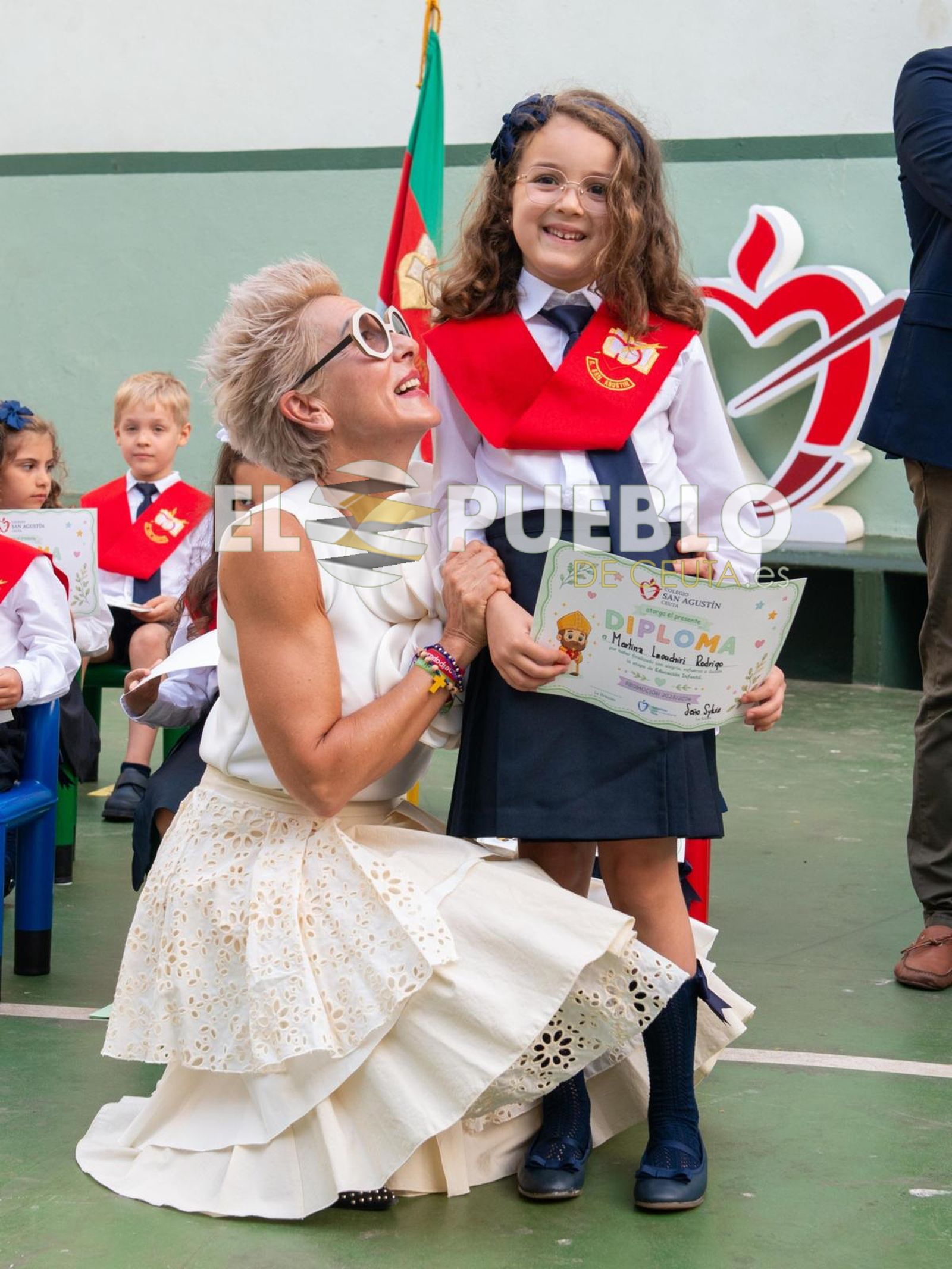 Lágrimas, sonrisas y sueños en la graduación de Infantil del San Agustín
