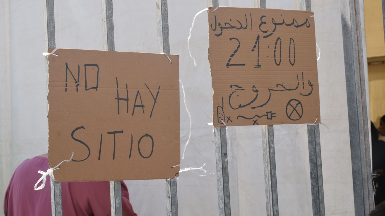 El asentamiento trasladado hasta los terrenos de Luna Blanca cercanos a la mezquita de Sidi Embarek