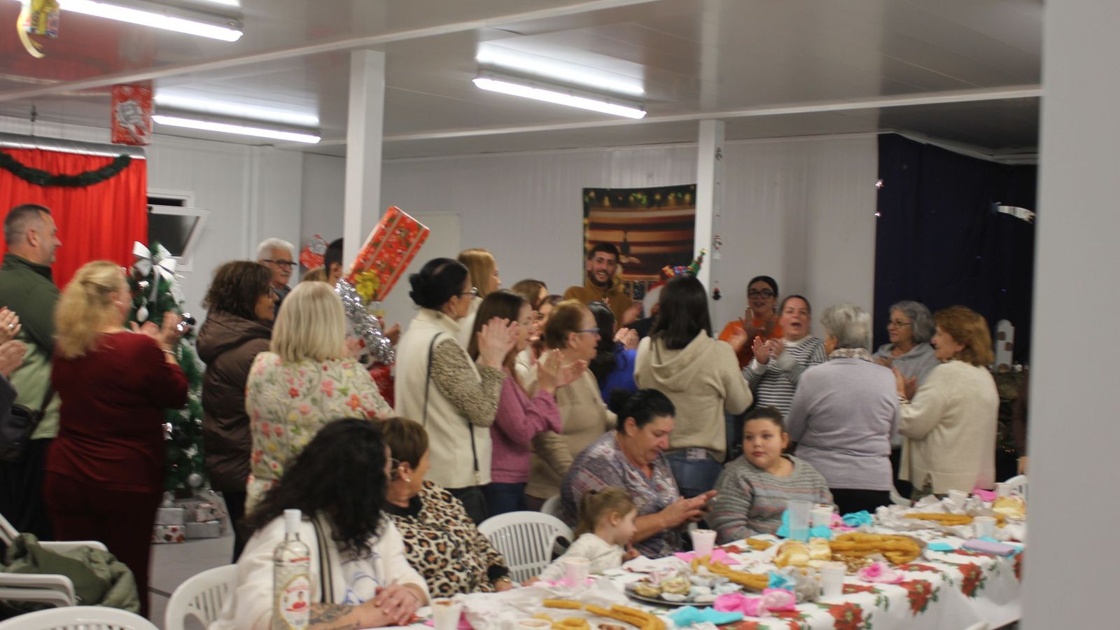 Una chocolatada especial en Juan XXIII