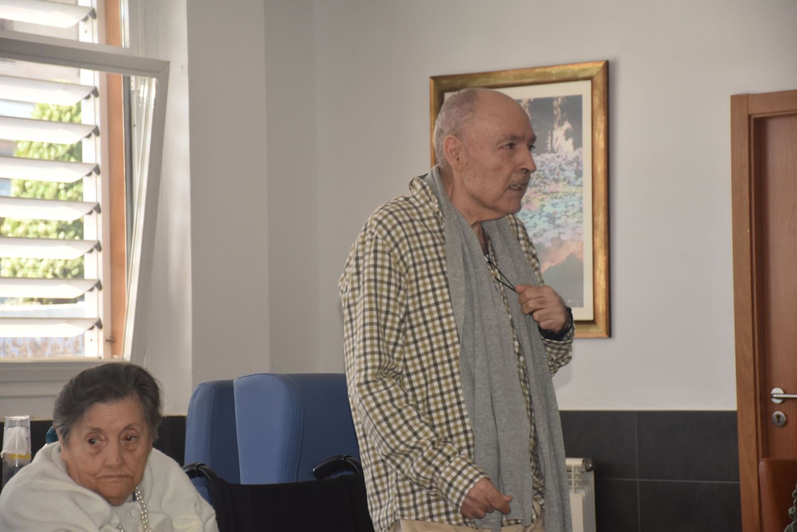 Puertas abiertas y un ambiente entrañable hacen especial una jornada en Cruz Blanca