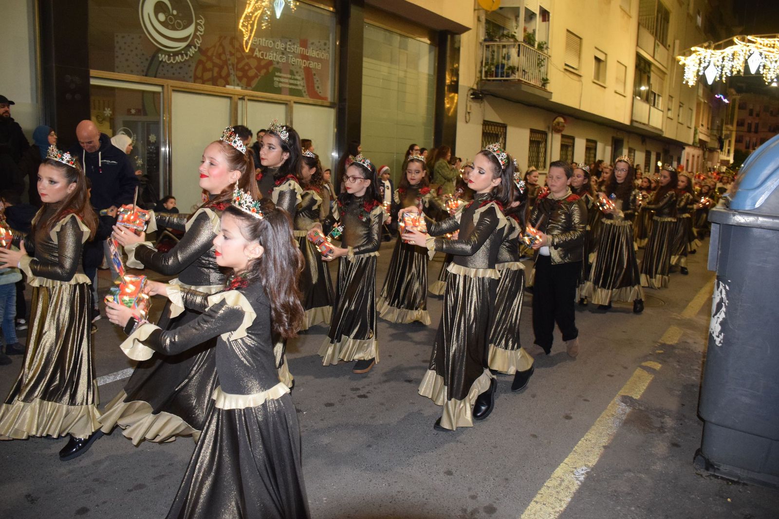 Los ceutíes se emocionan con la llegada de los Reyes Magos