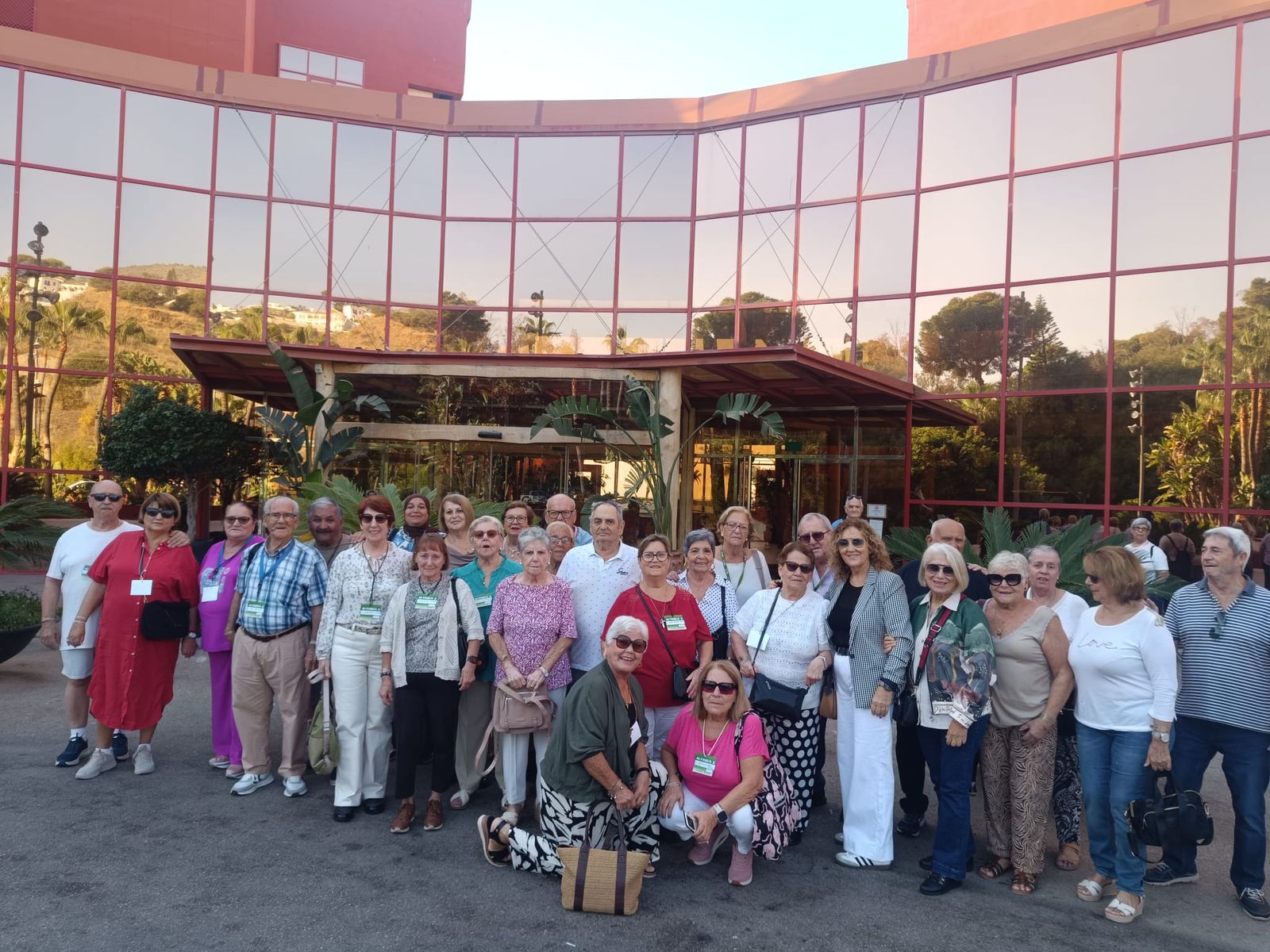 FOTOGALERÍA | Días de sol, convivencia y alegría para nuestros mayores en la Costa del Sol FOTOGALERÍA | Días de sol, convivencia y alegría para nuestros mayores en la Costa del Sol
