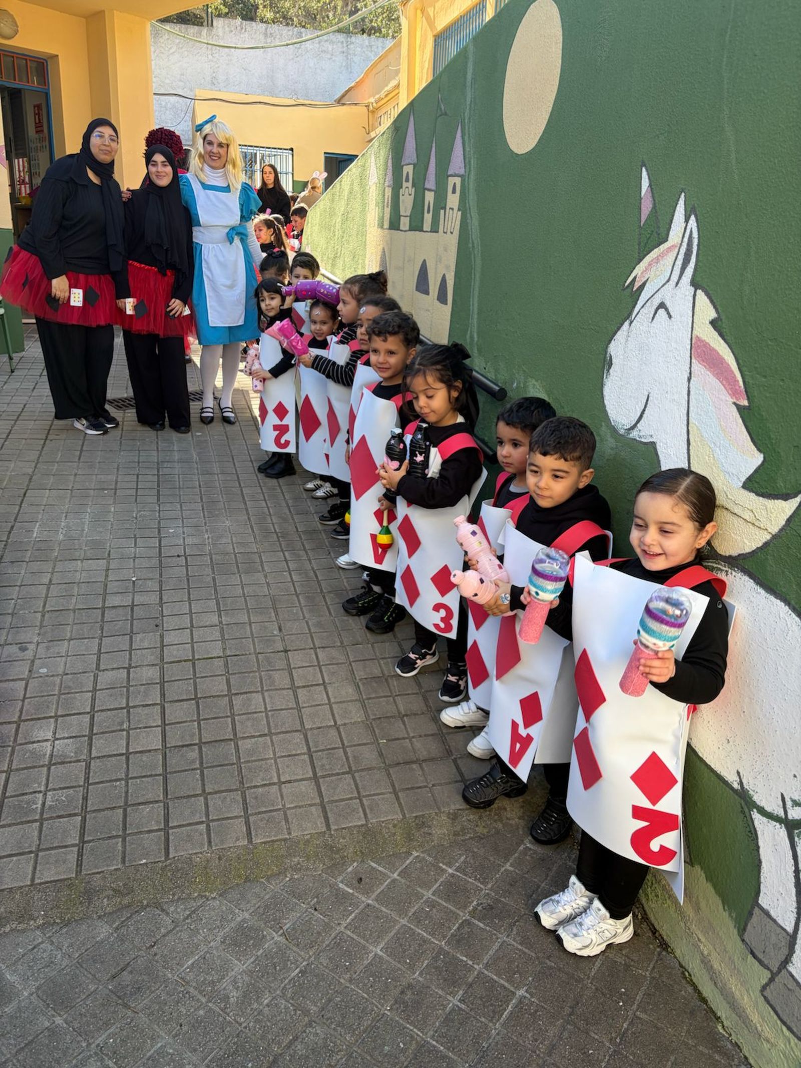 Así ha sido el desfile de carnaval por Benzú del 'Ruiz Picasso'