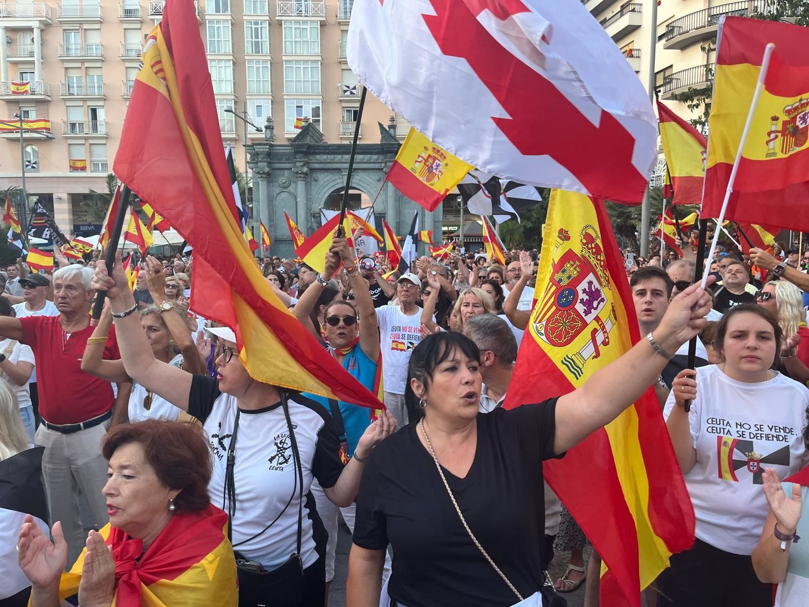 Una asociación profesional saca a la calle las demandas y quejas de los militares