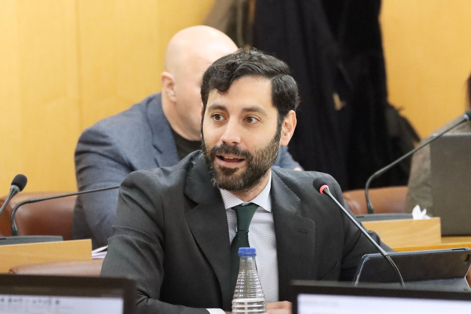 El consejero de Urbanismo durante el pleno