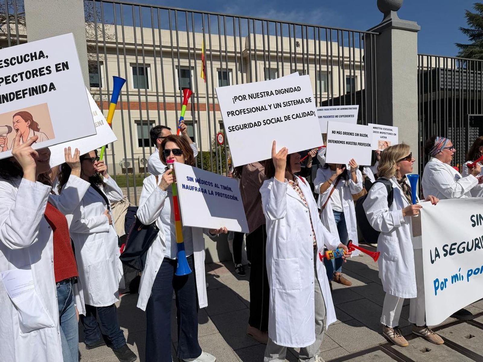 Concentración de inspectores médicos de la Seguridad Social