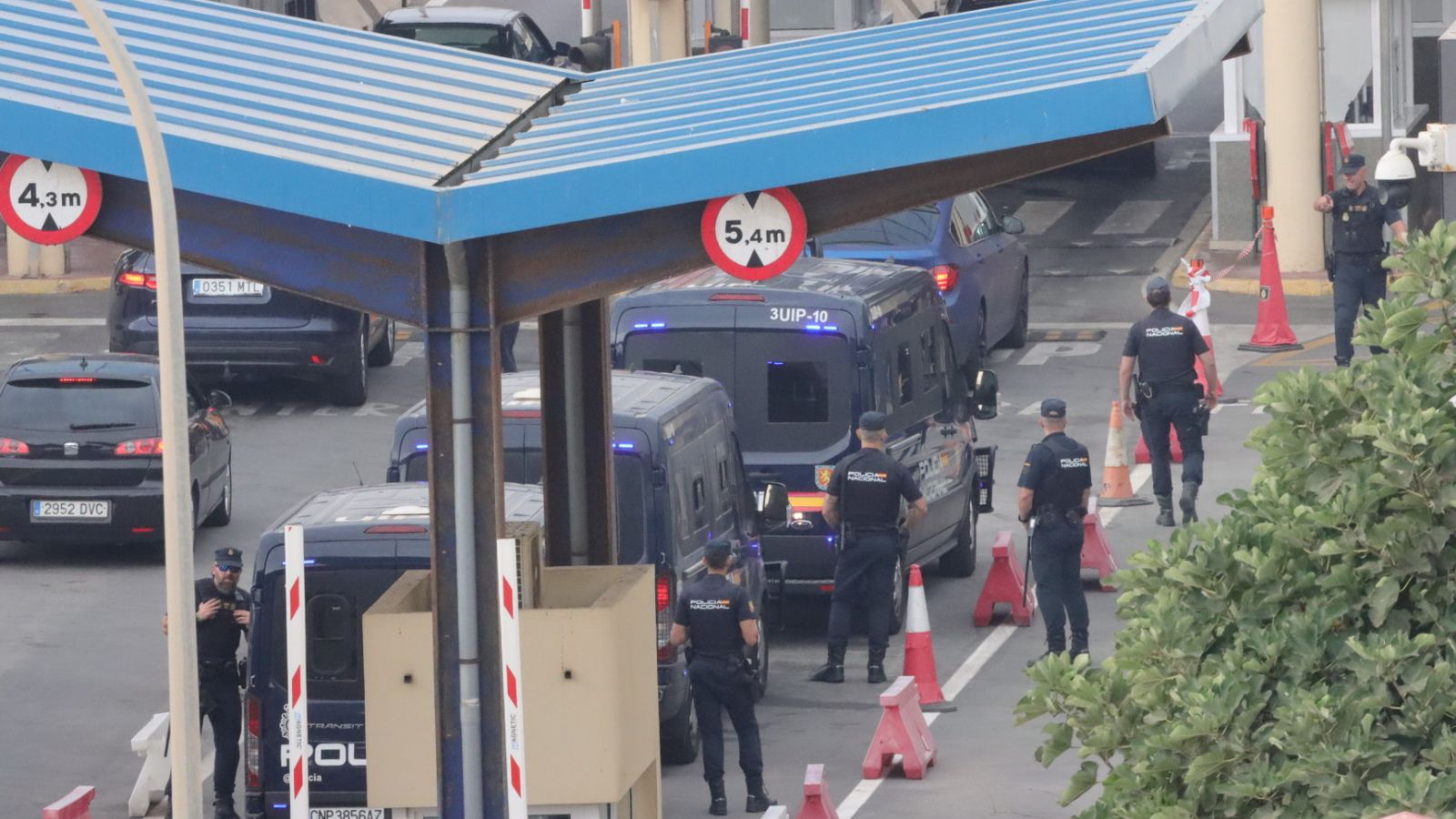 Despliegue de seguridad en el perímetro fronterizo marroquí y español este 15 de agosto