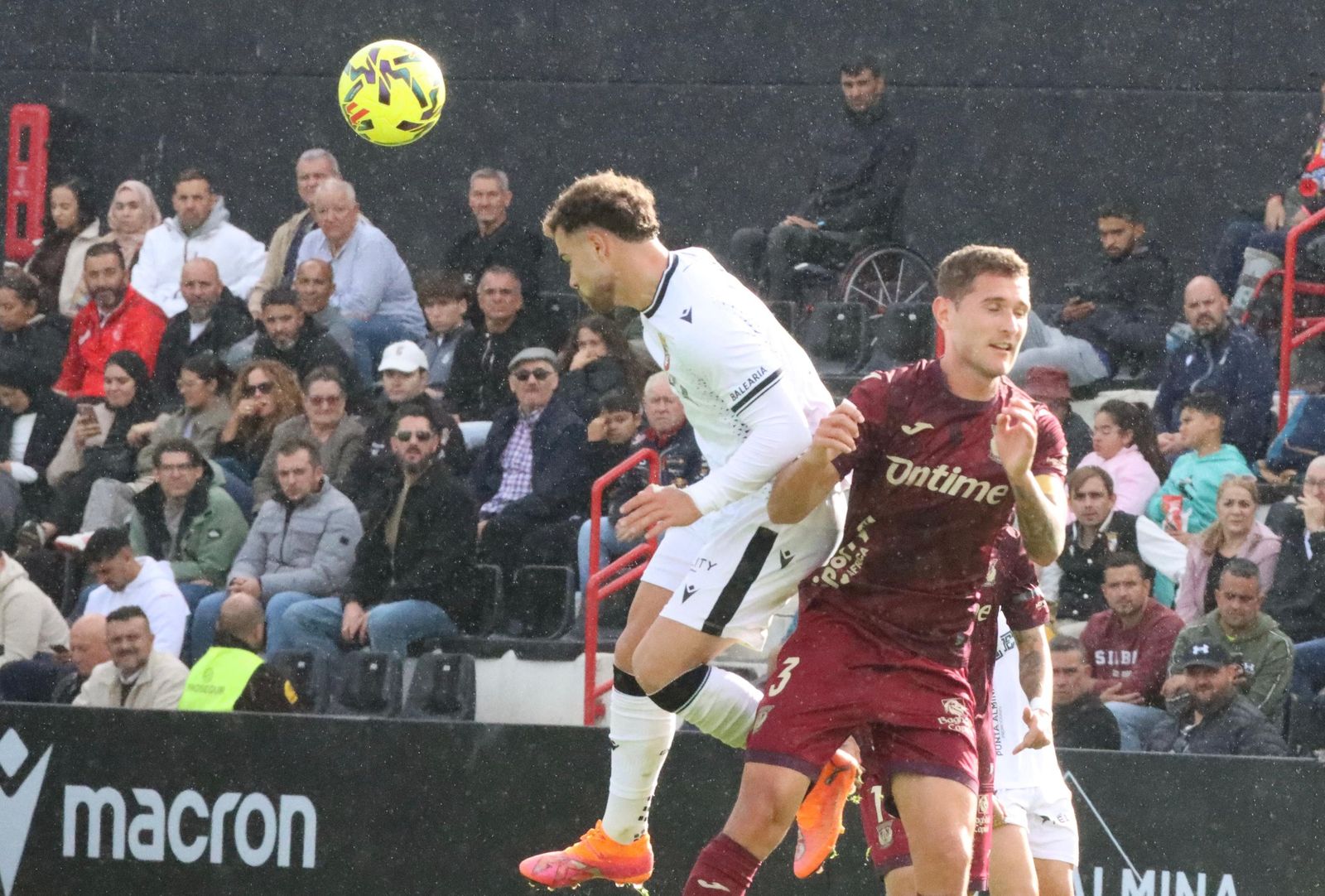 FOTOGALERÍA | El intenso encuentro entre la AD Ceuta y el Leganés en el Alfonso Murube