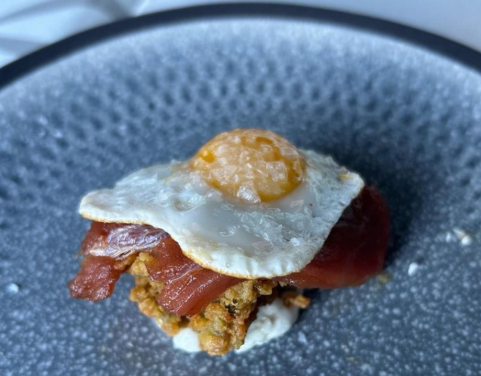 Falso nigiri de ortiguilla y atún rojo