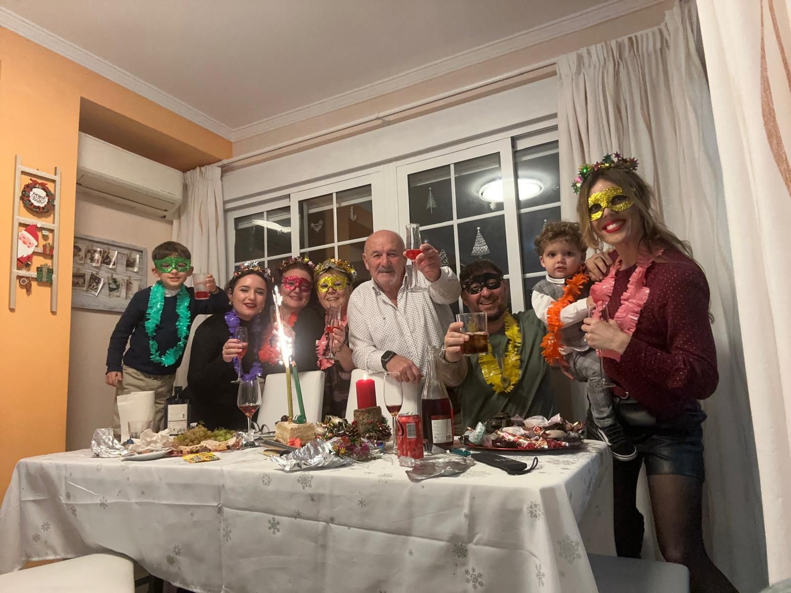 los ceutíes dan la bienvenida al año 2026