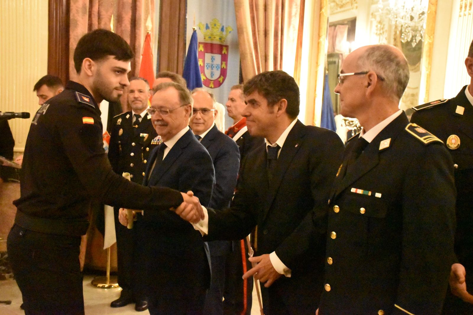 La toma de posesión de los 15 nuevos policías locales, en imágenes