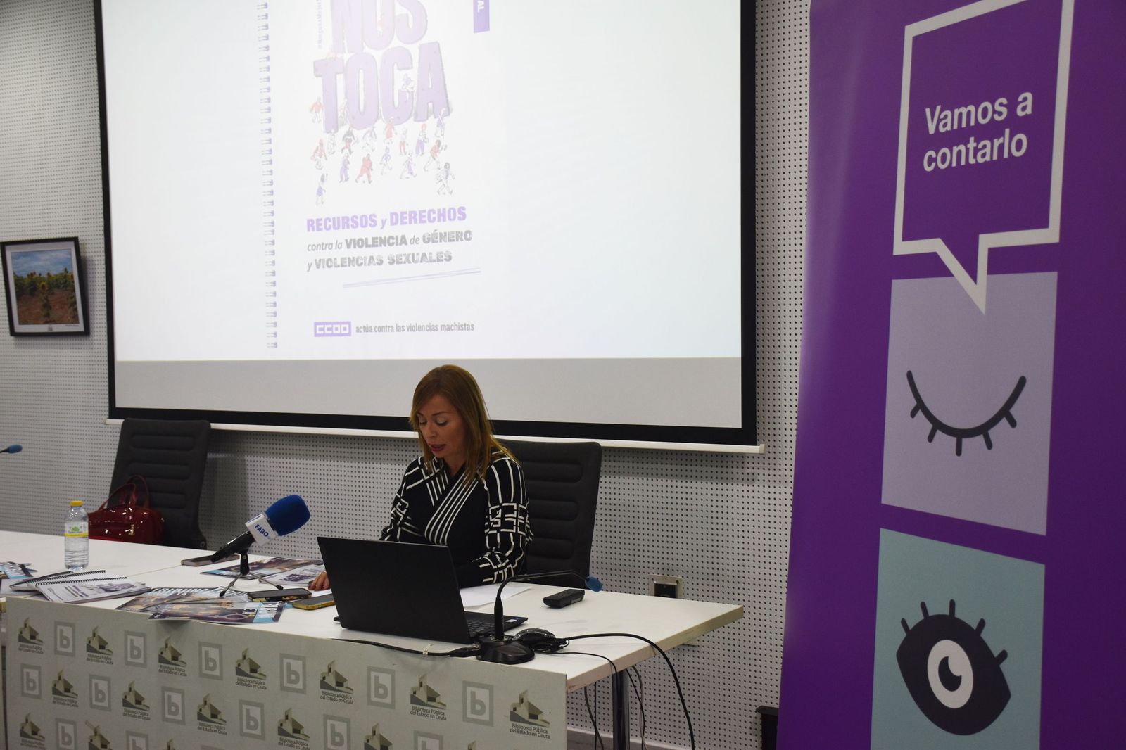 La secretaria de Igualdad de CCOO, Yolanda Díaz, este lunes en la Biblioteca durante la presentación de la campaña por el 25N