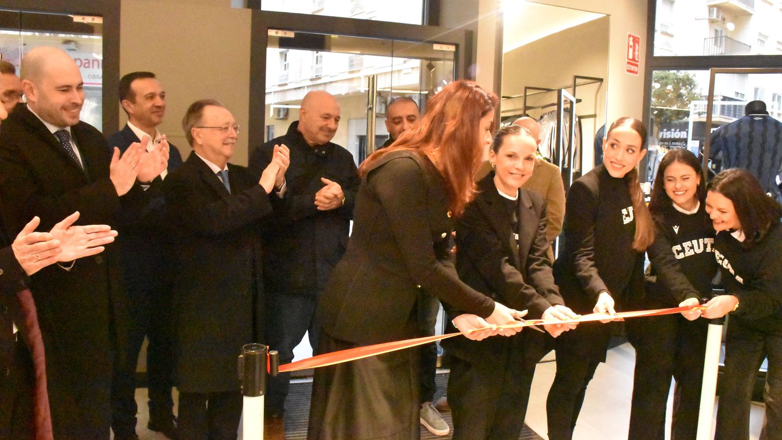 Inauguración de la tienda de la AD Ceuta