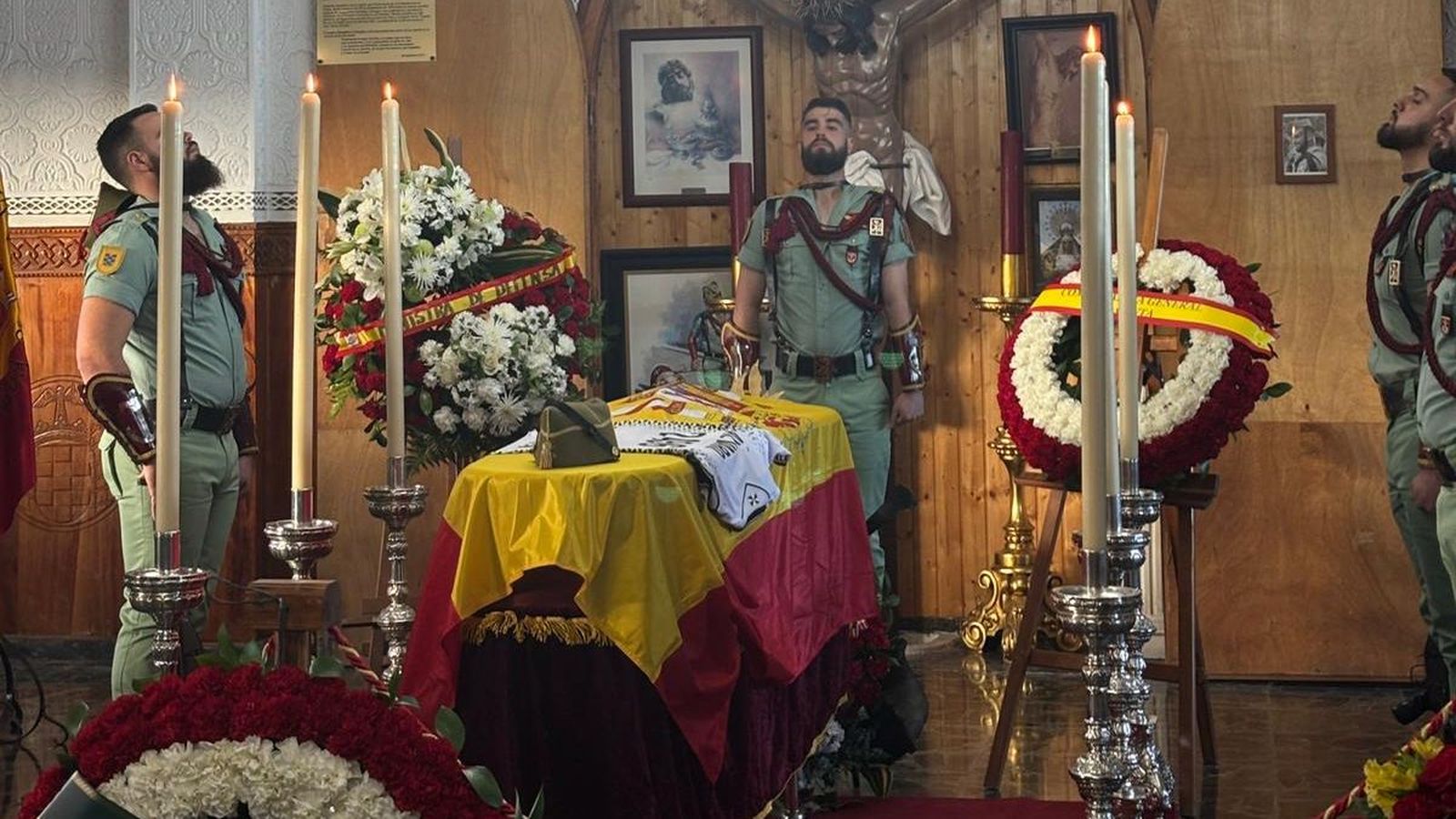 La capilla ardiente del capitán Álvaro García Jiménez abre sus puertas