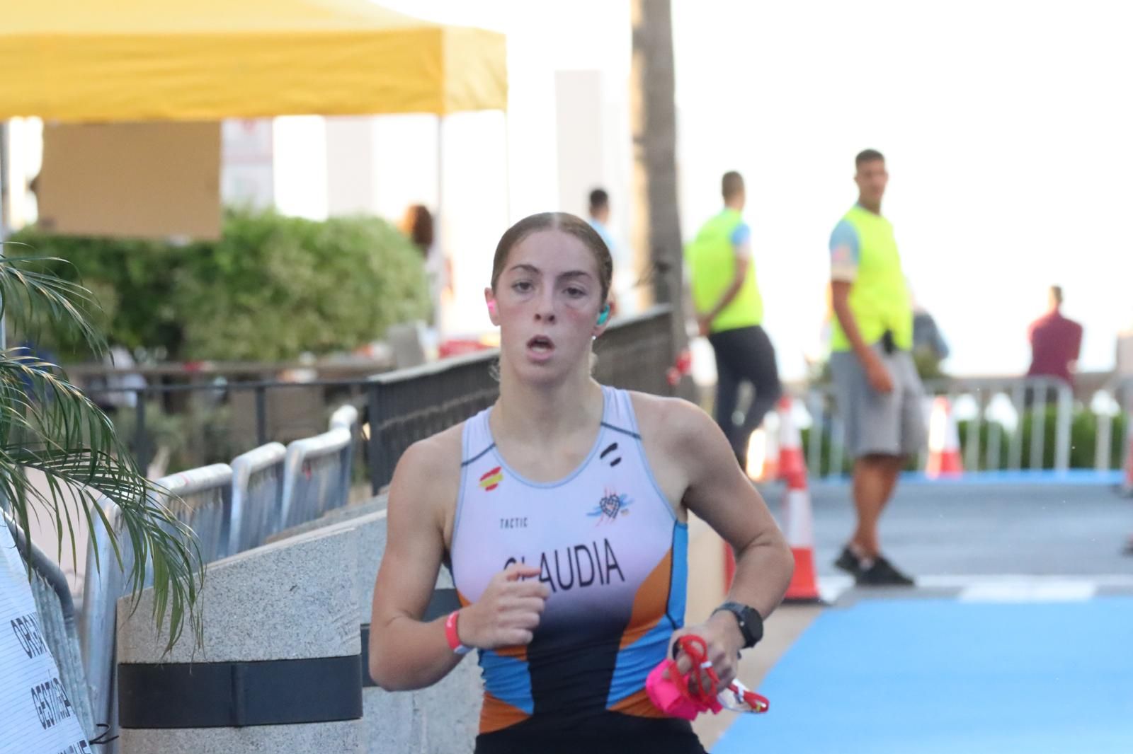 Se inicia el campeonato autonómico de triatlón 'Ciudad de Ceuta'