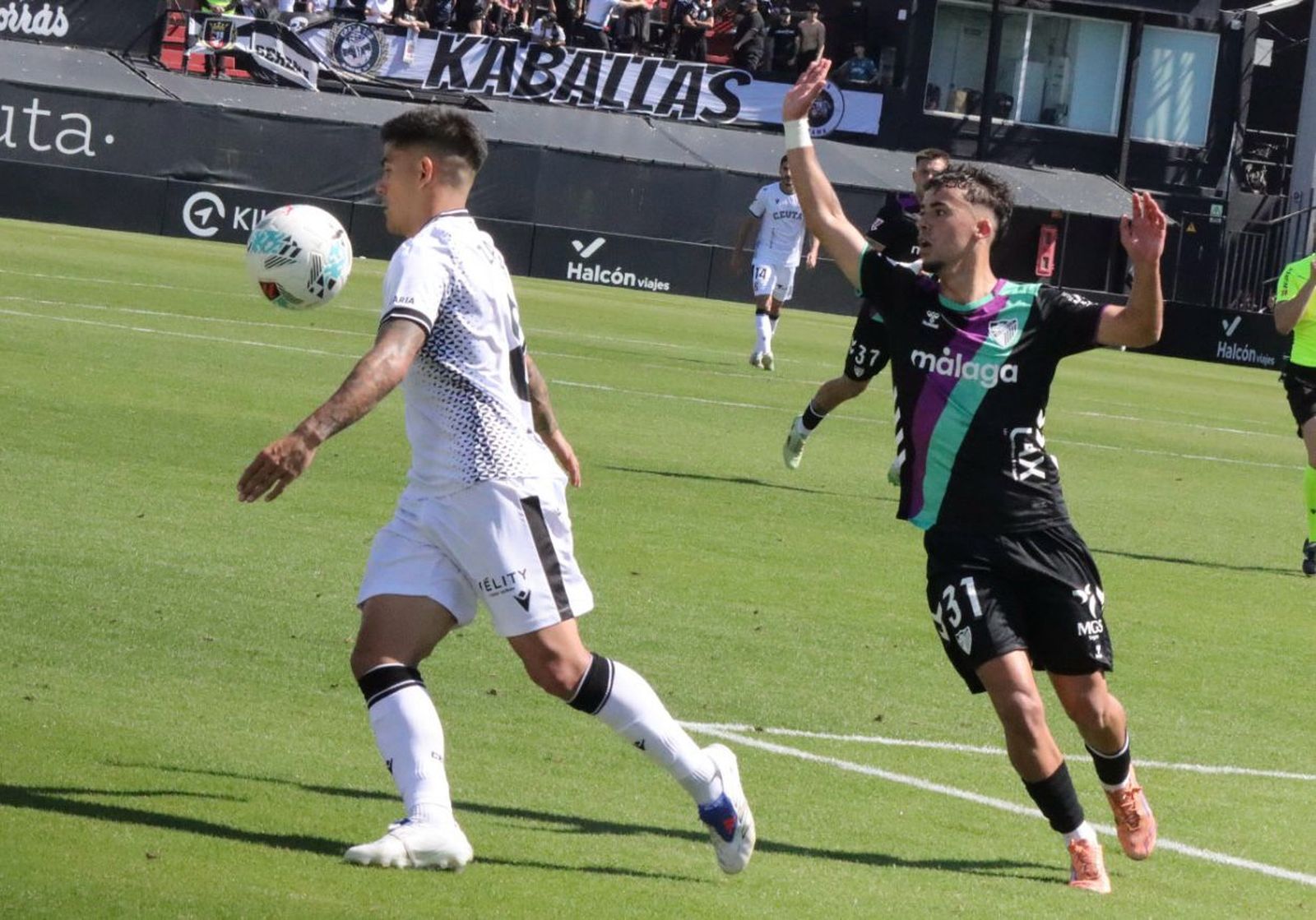 La AD Ceuta no puede con el Málaga