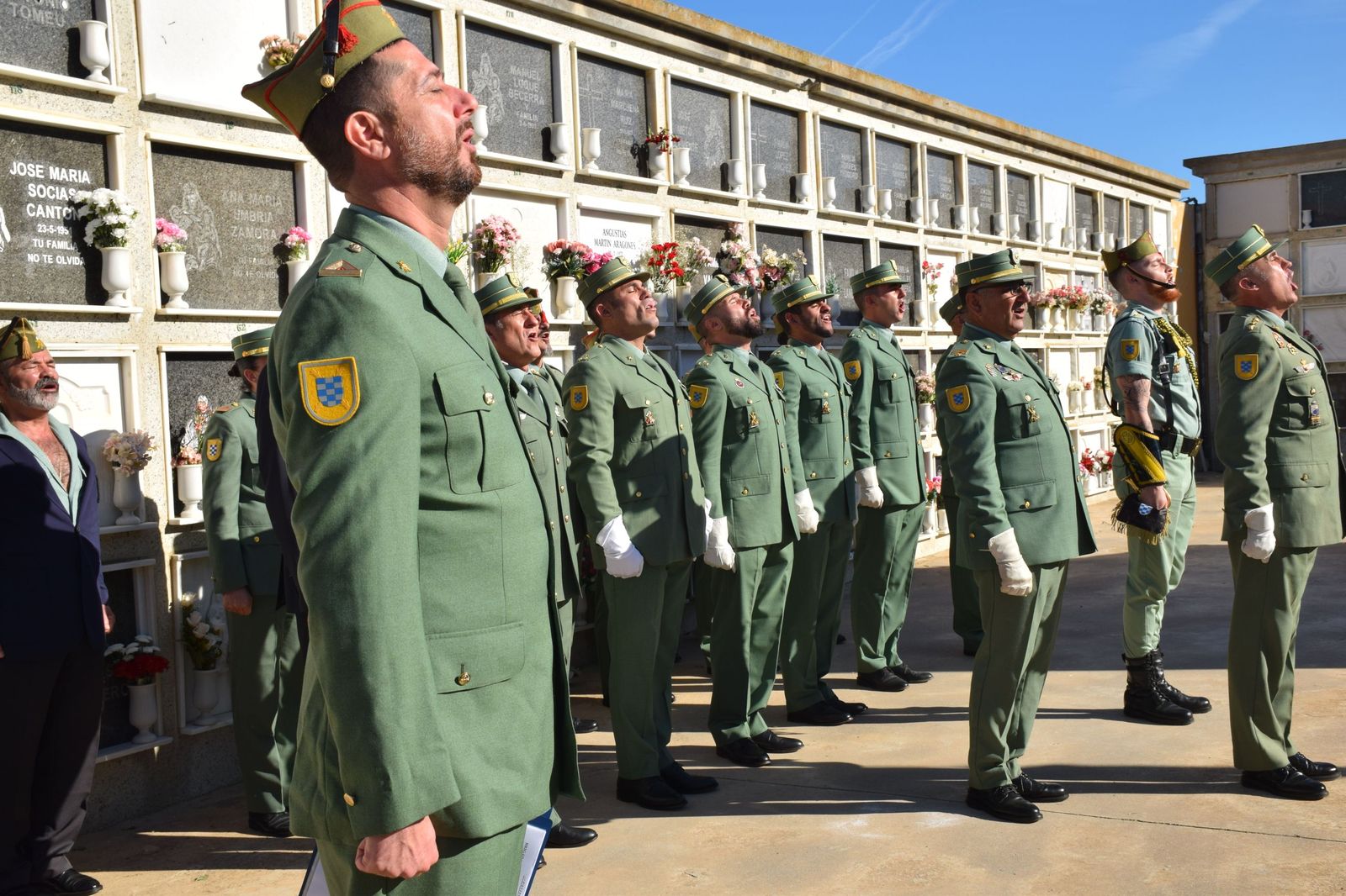 Así ha sido el homenaje a los militares fallecidos