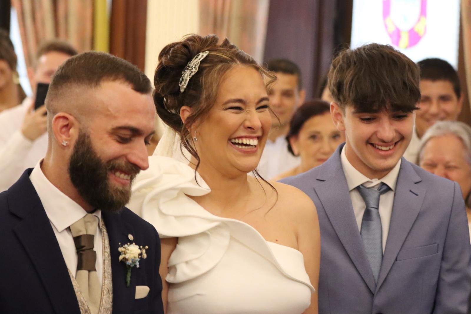 Jesús y Rosa sellan su amor en el Salón del Trono