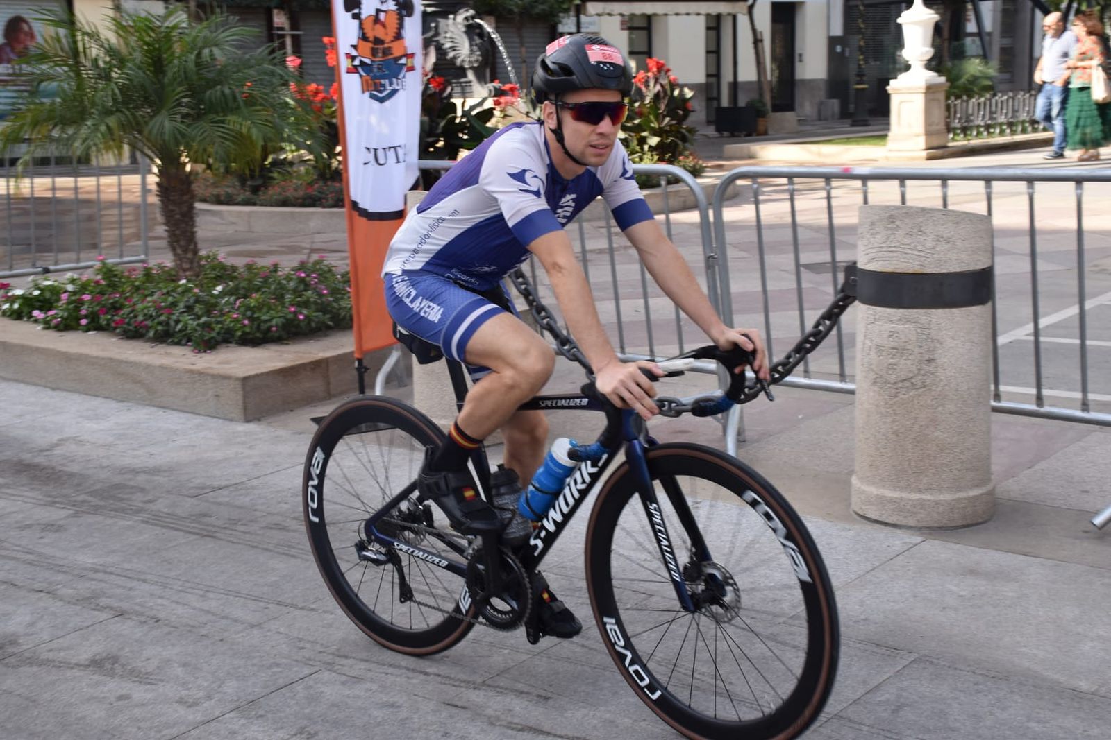 8b0b4a92-0176-44fa-97d9-95f0633e9dee