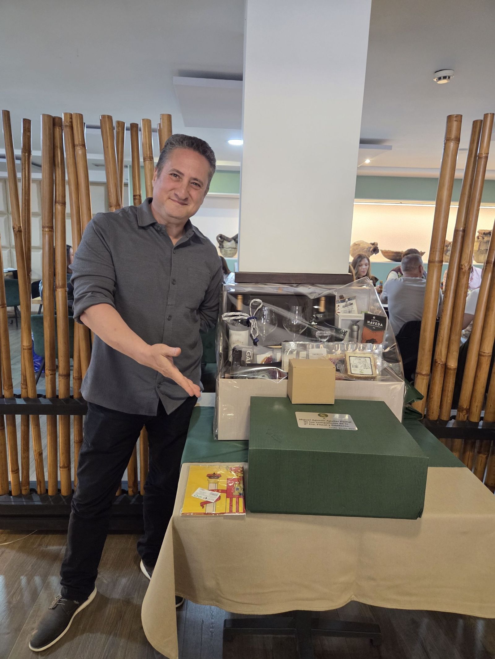 Emotivo homenaje a Miguel Agustín Aguilar Padial tras 36 años de servicio