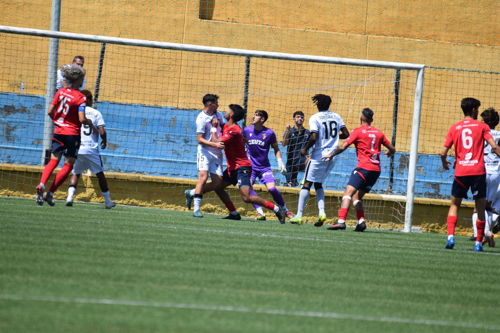 Partido AD Ceuta B-Dos Hermanas