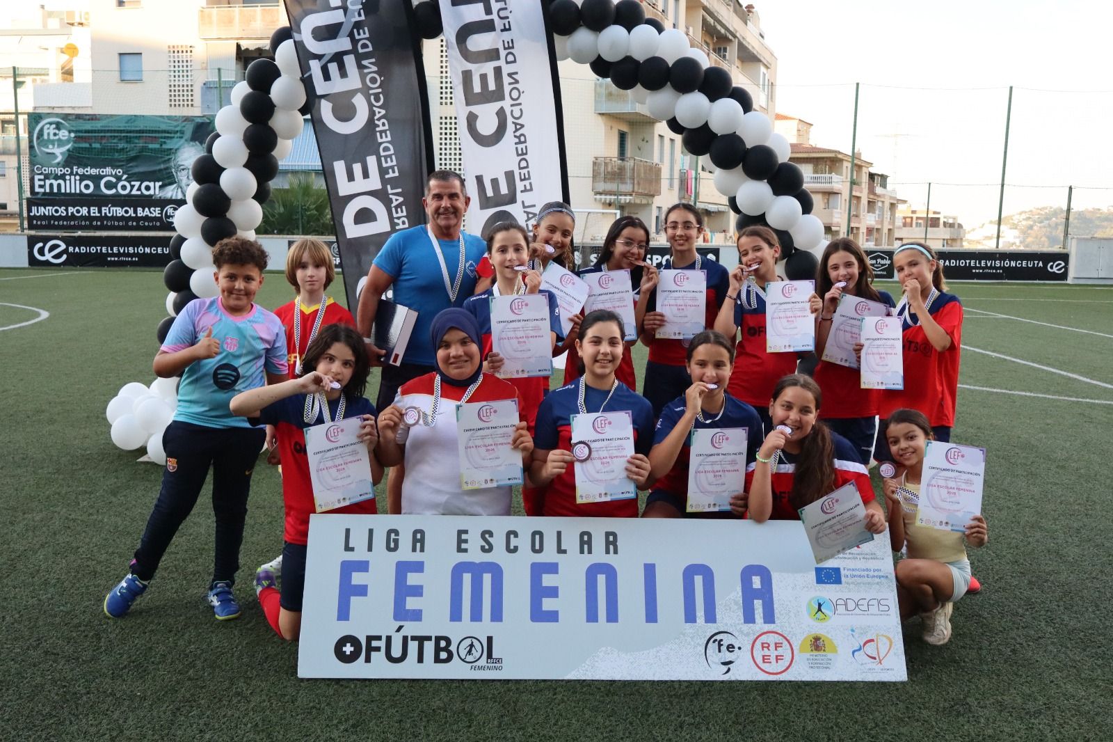 Entrega de trofeos de la Liga Escolar Femenina