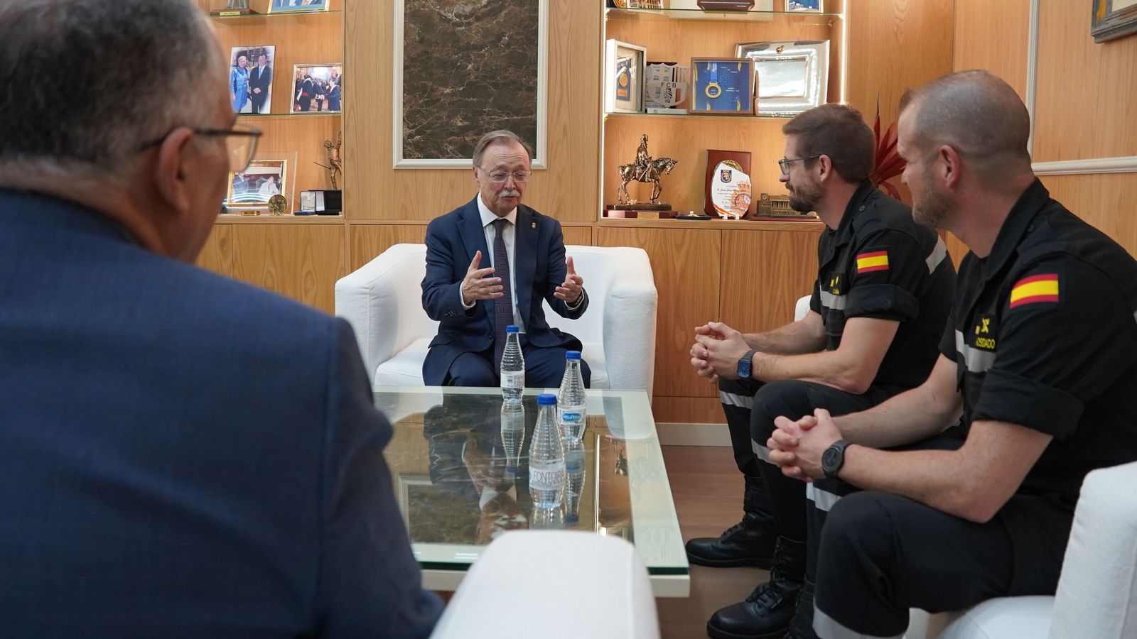 Un momento del encuentro en el Palacio de la Asamblea
