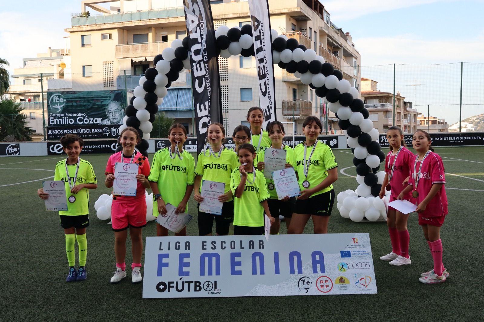 Entrega de trofeos de la Liga Escolar Femenina