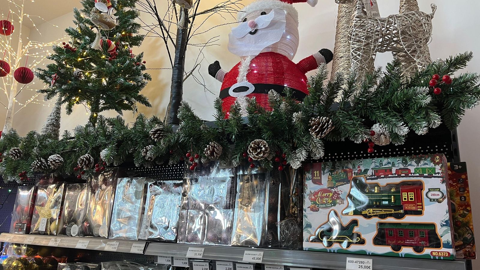 Imágenes de la inauguración de ‘La Boutique de las Lámparas'.