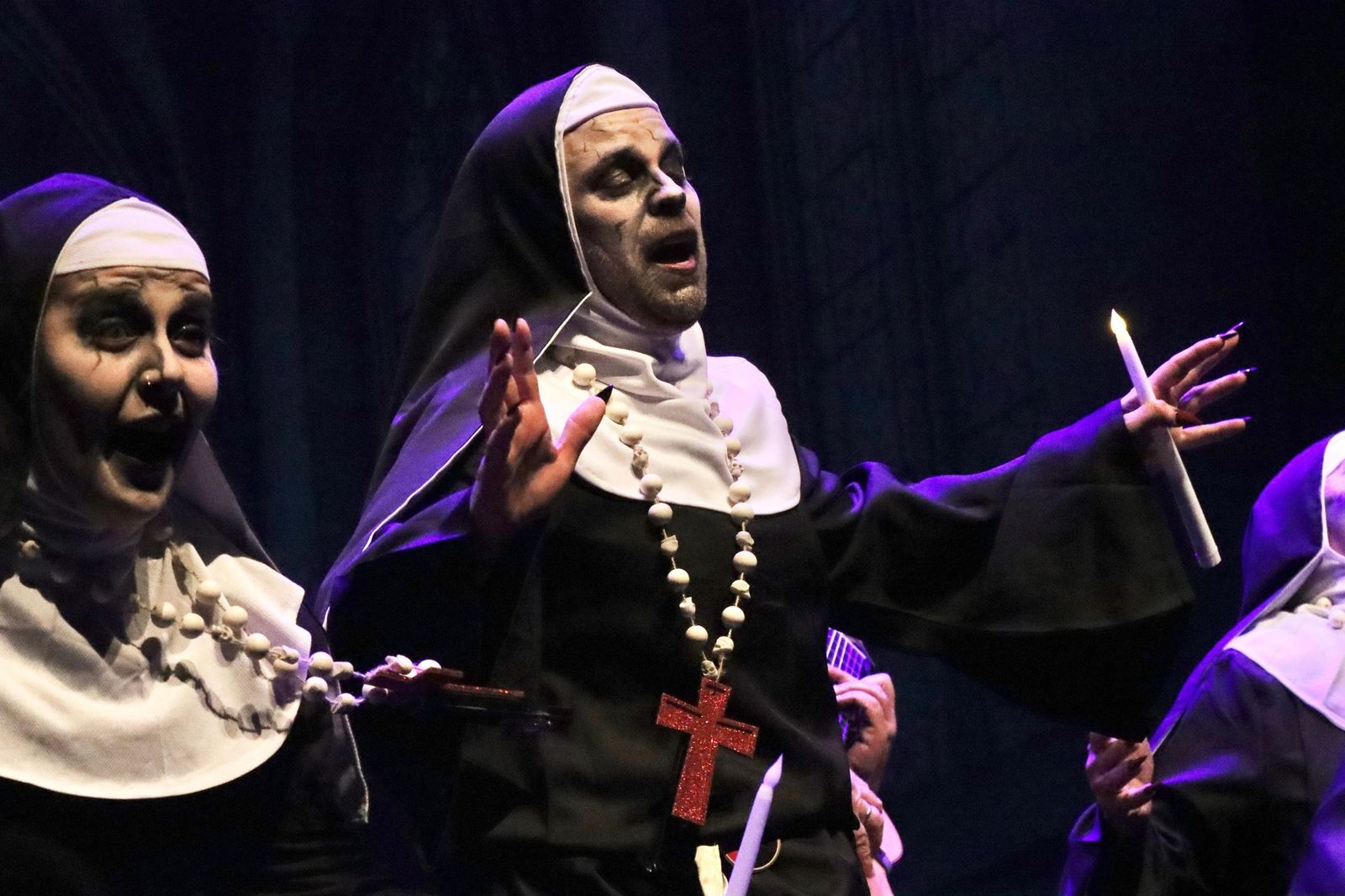 Monjas endiabladas que huelen a primer premio